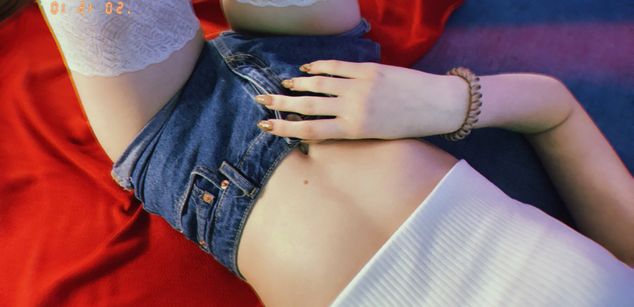 Model - MissLilyy red