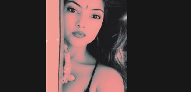 Model - Fetish Wayraa latina