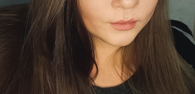 Model - Vikitty horny