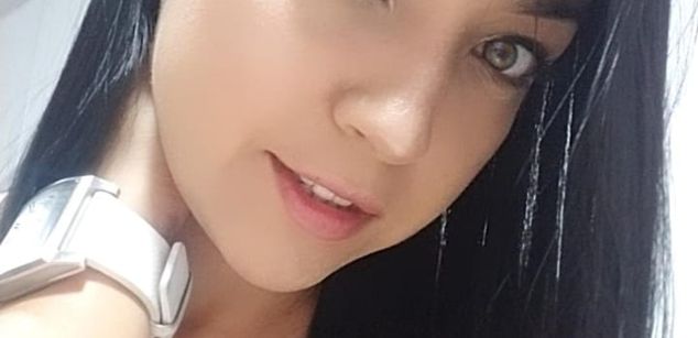 Model - keira quin cum