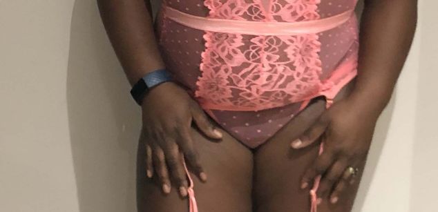 Model - Machelle Monroe aka Empress Machelle Housewife