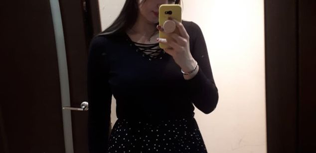 Model - Gabbie Carter gag