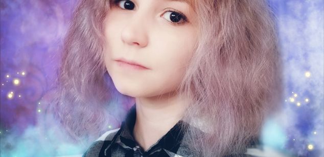 Model - FlexiMona shy