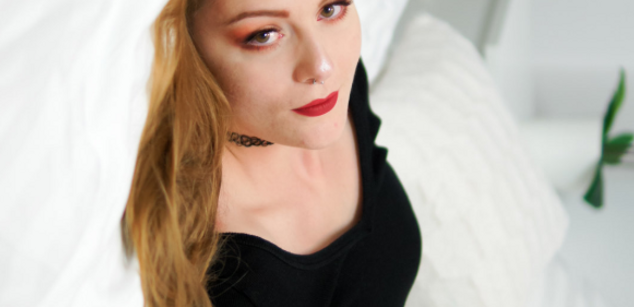 Model - Ariella Snow sissy