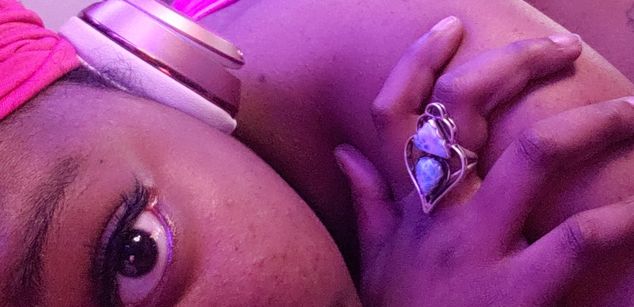 Model - YummiKoKo girlfriend