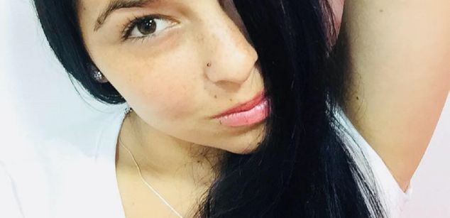 Model - maadelyn milk