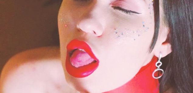 Model - Toma Mur shaved