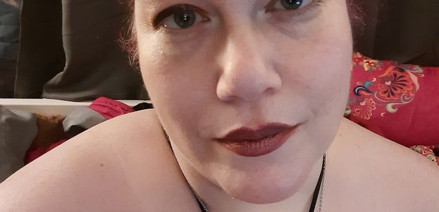 Model - MistressKalah bigass