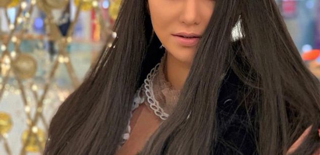 Model - AnitaBrownn blueeyes