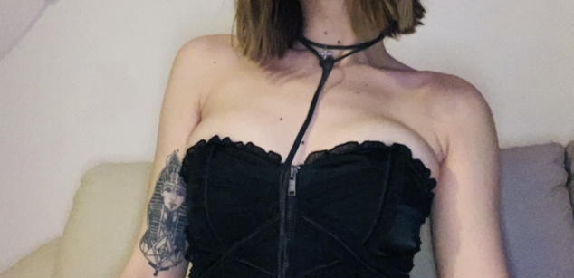 Model - TaylorNoir pussy