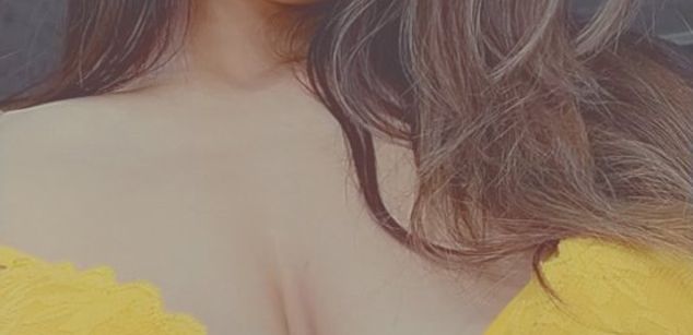 Model - Monique_rose mature