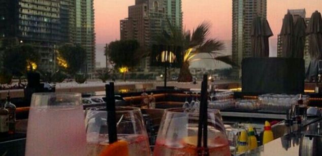 Model - xxxSweet-KISSxxx pussy