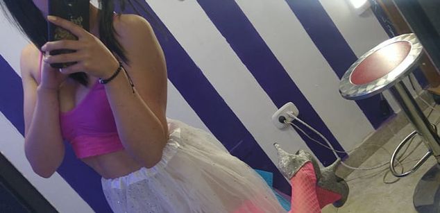 Model - Charlotte-XX18 collegefantasy