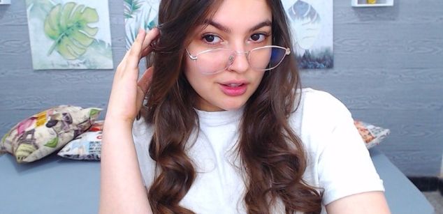 Model - IsCaroline petite