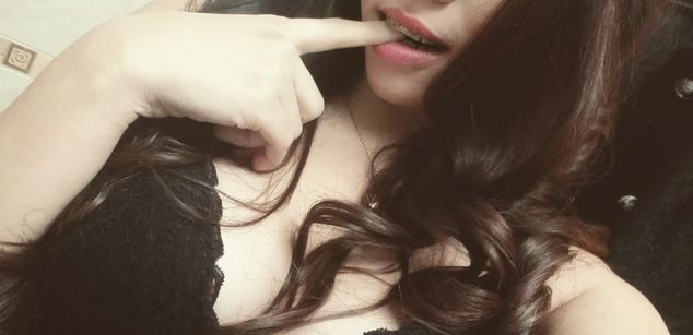 Model - Rosablanca069 oral