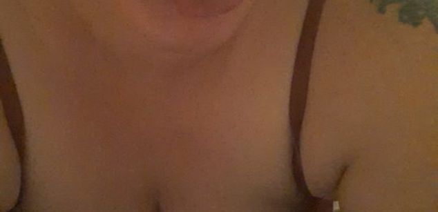 Model - Squcymilf susie english