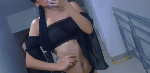 Model - Susane West joi