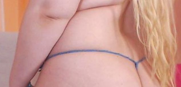 Model - Miss Lexy Gold findom