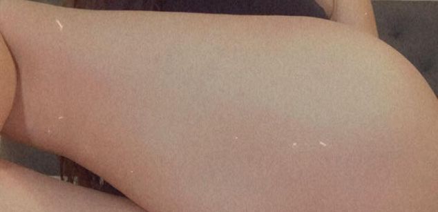 Model - Tina and Lily joi