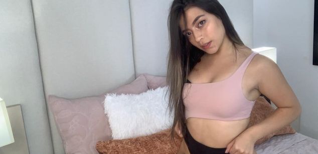 Model - Valeria-Smith smalltits