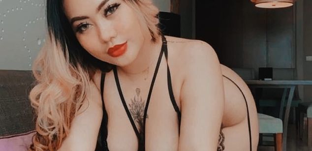 Model - Asian Anal Queen dildo