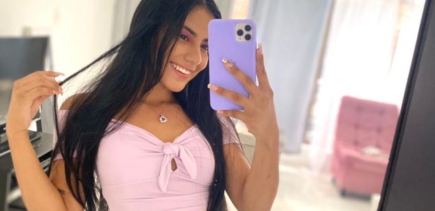 Model - Dina-rouse latina