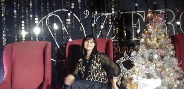 Model - Soo Sweet pleasure