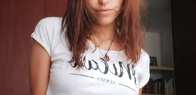 Model - Lucia probocadora