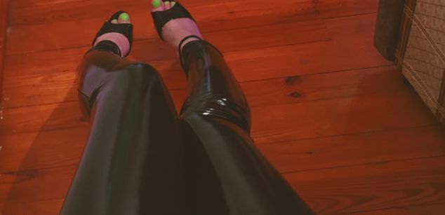 Model - Donttellurwife cute