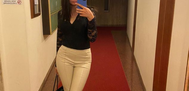 Model - Emily Black italian