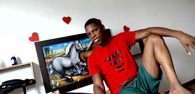 Model - luis25 latin