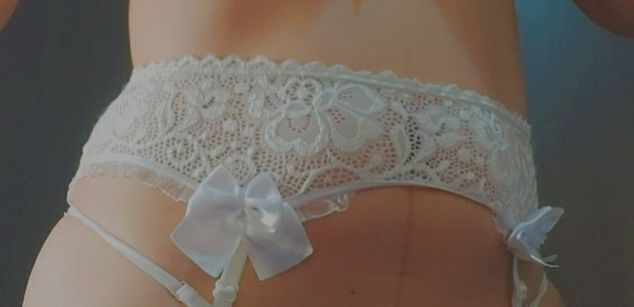 Model - linda bigtits