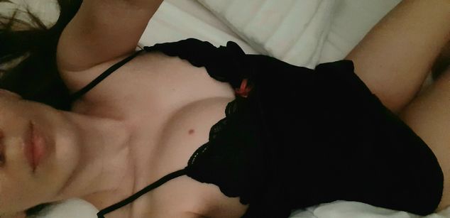 Model - LilyRogers lovely