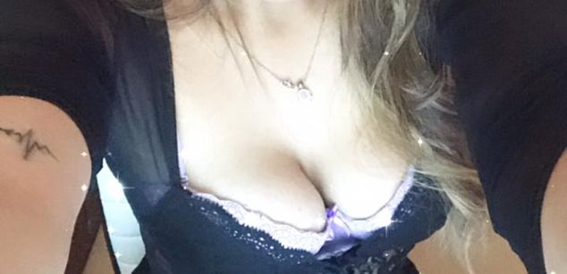 Model - Luna Evans toy