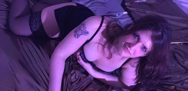 Model - Lea Gina online