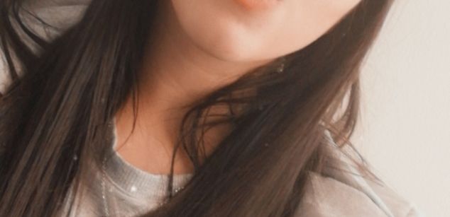 Model - Fernanda short