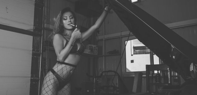 Model - Chloe Rocks feet