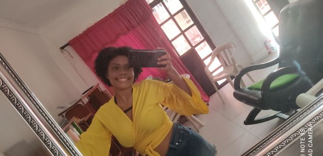 Model - CHOCOLATINA negra