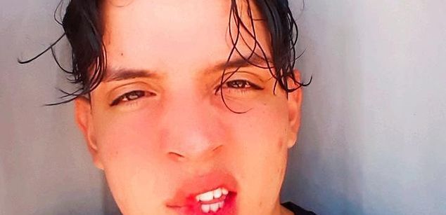 Model - Jared_Roy slave