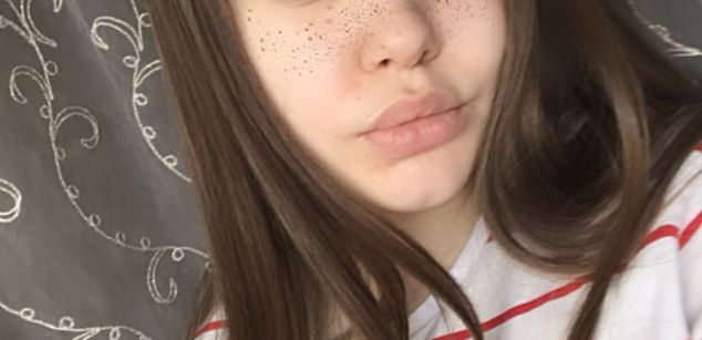 Model - Varvara partying