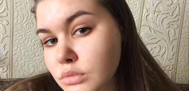 Model - Varvara partying