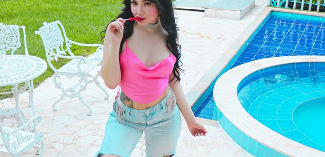 Model - EmilyPrada feet