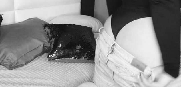 Model - Pamela Lay cute