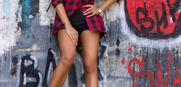 Model - Diana Smith feet