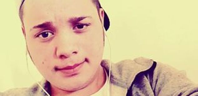 Model - Jonny Lewis jerkoff