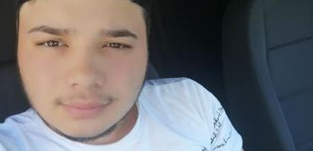 Model - Jonny Lewis jerkoff