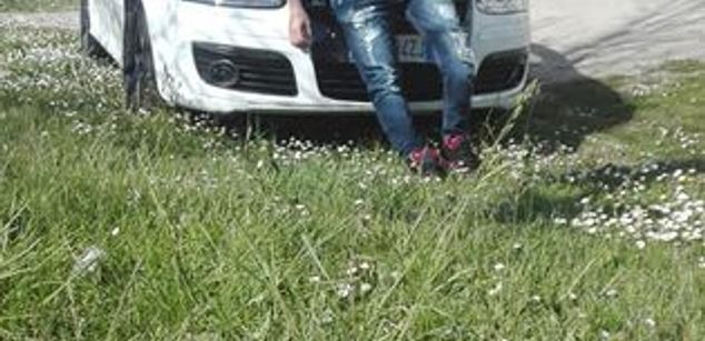 Model - Jonny Lewis jerkoff