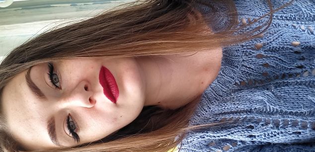 Model - Liia friendship