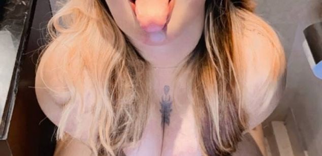 Model - Asian Anal Queen dildo