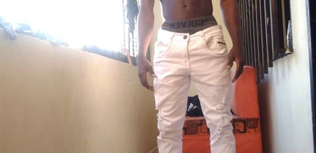 Model - xander natural